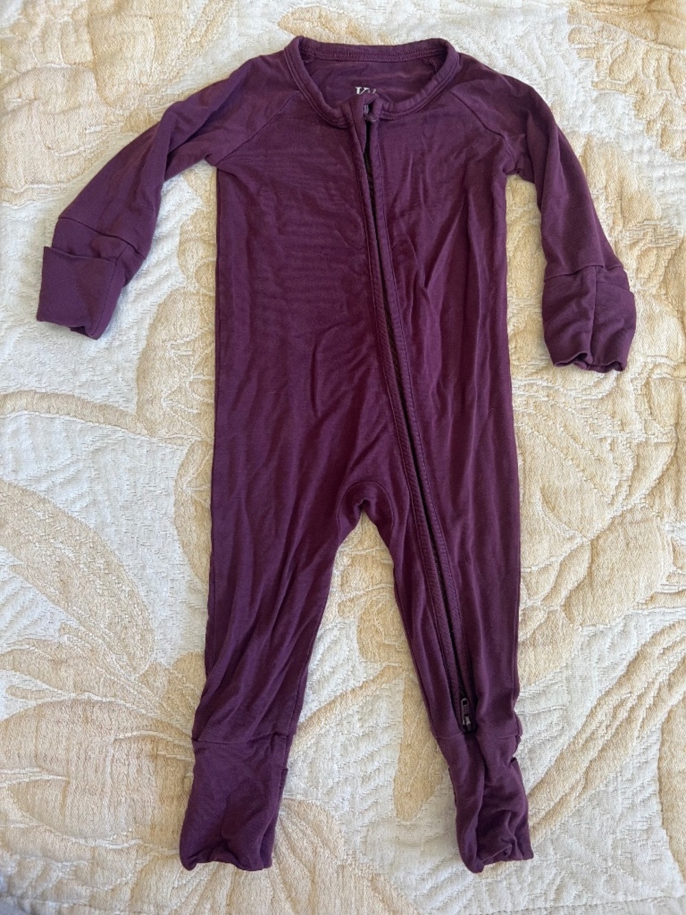 kindred bravely plum footie